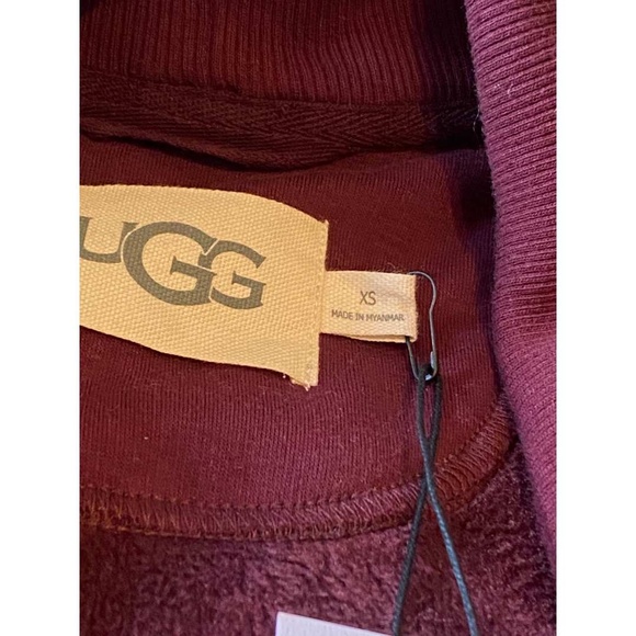 NWT UGG Burgundy Robe Size XS NEVER USED - Picture 10 of 14